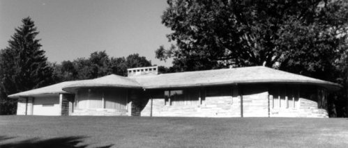 Inspired by the shadow Ted saw on the ground while flying, he decided to build the Airplane house in 1950.